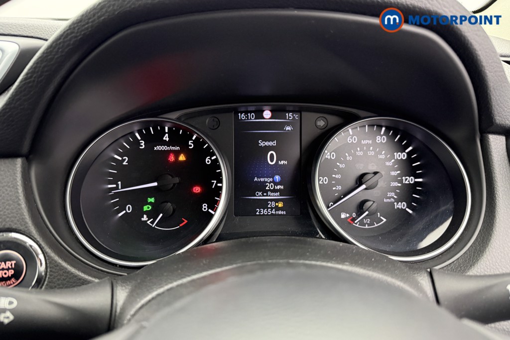 Nissan Qashqai N-Connecta Manual Petrol SUV - Stock Number (1549509) - 5th supplementary image