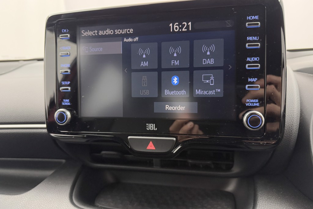Toyota Yaris Launch Edition Automatic Petrol-Electric Hybrid Hatchback - Stock Number (1550217) - 8th supplementary image