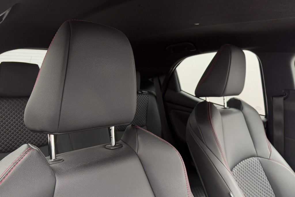 Toyota Yaris Launch Edition Automatic Petrol-Electric Hybrid Hatchback - Stock Number (1550217) - 18th supplementary image