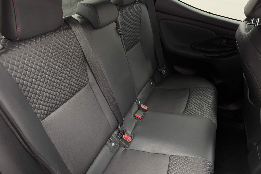 Toyota Yaris Launch Edition Automatic Petrol-Electric Hybrid Hatchback - Stock Number (1550217) - 21st supplementary image