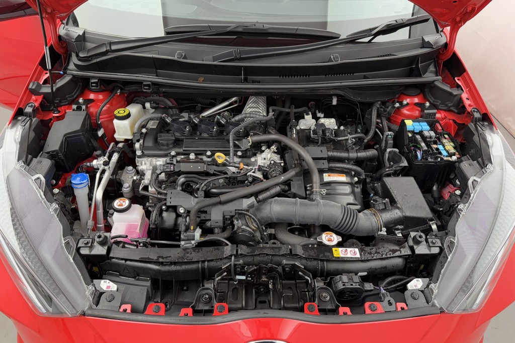 Toyota Yaris Launch Edition Automatic Petrol-Electric Hybrid Hatchback - Stock Number (1550217) - 25th supplementary image