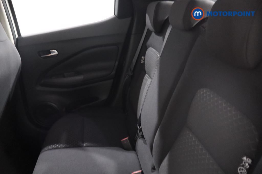 Nissan Juke Acenta Premium Automatic Petrol SUV - Stock Number (1550582) - 13th supplementary image