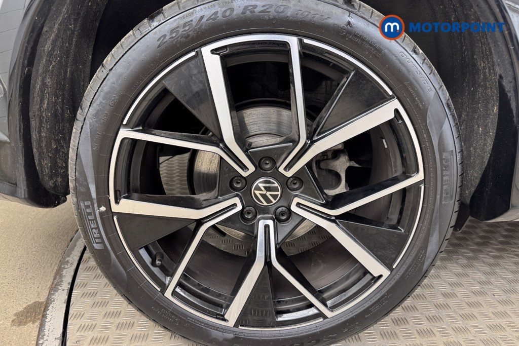 Volkswagen Tiguan R-Line Automatic Diesel SUV - Stock Number (1550994) - 22nd supplementary image