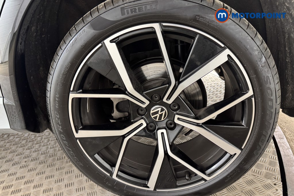 Volkswagen Tiguan R-Line Automatic Diesel SUV - Stock Number (1550994) - 25th supplementary image