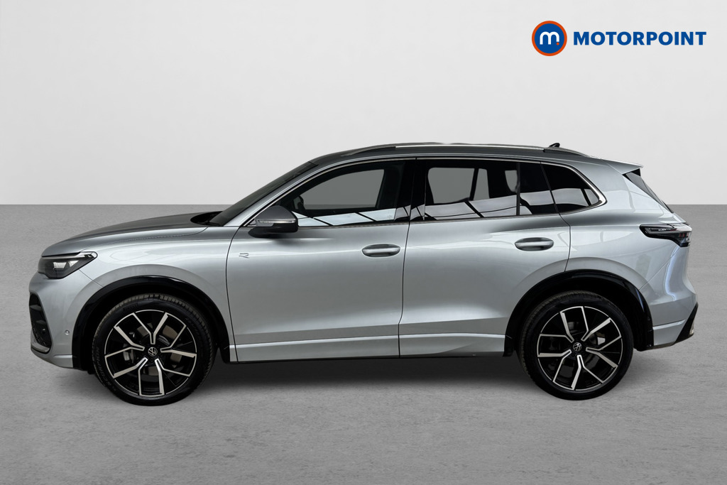 Volkswagen Tiguan R-Line Automatic Diesel SUV - Stock Number (1550994) - Passenger side