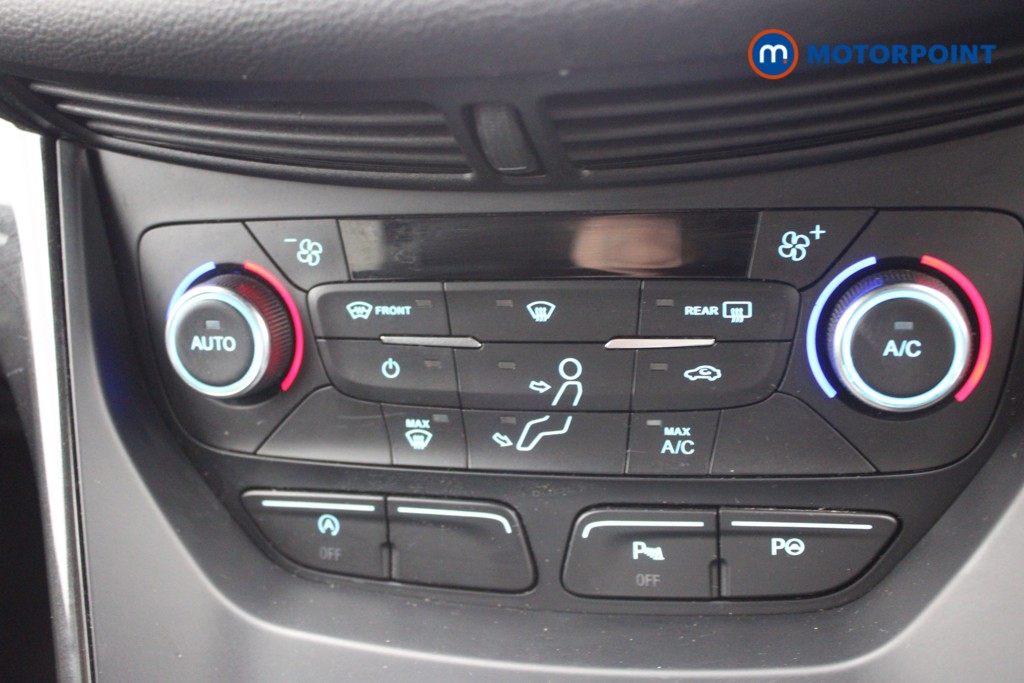 Ford Kuga St-Line Manual Petrol SUV - Stock Number (1551070) - 9th supplementary image