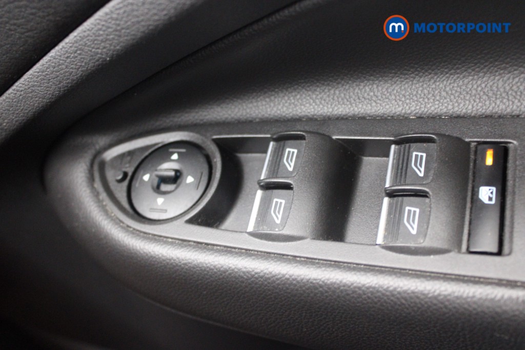 Ford Kuga St-Line Manual Petrol SUV - Stock Number (1551070) - 17th supplementary image
