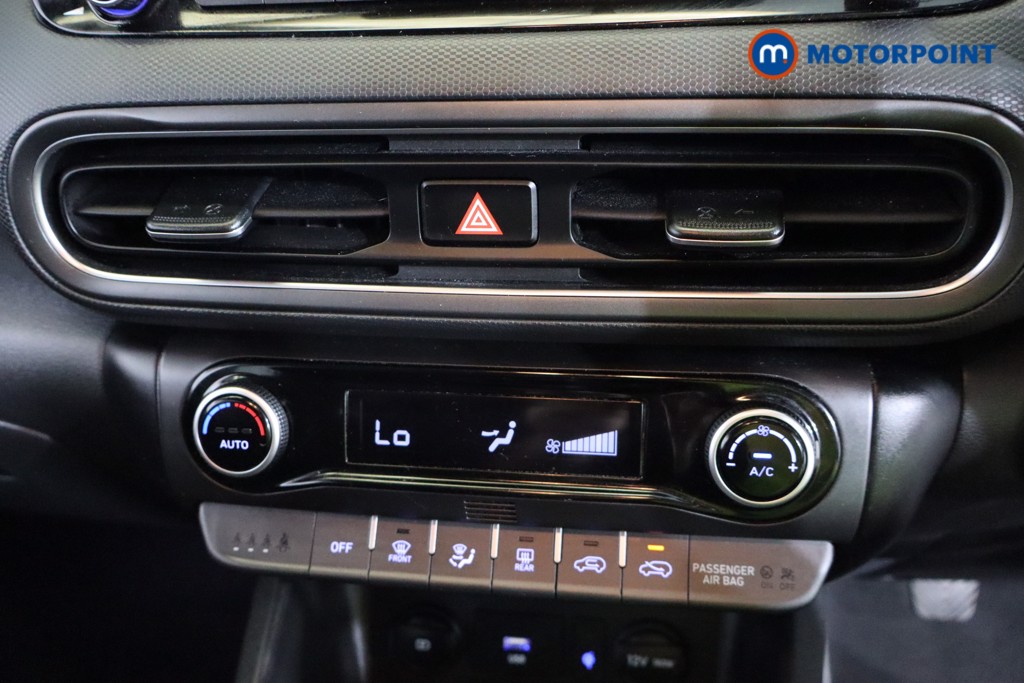 Hyundai Kona Premium Manual Petrol-Electric Hybrid SUV - Stock Number (1551152) - 6th supplementary image