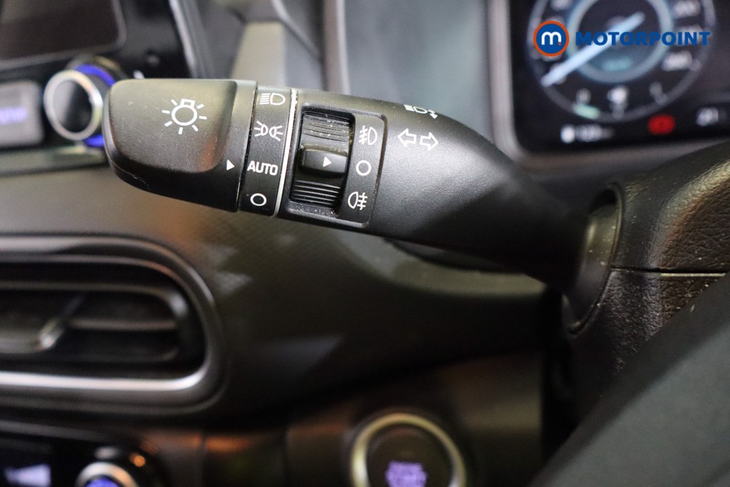 Hyundai Kona Premium Manual Petrol-Electric Hybrid SUV - Stock Number (1551152) - 10th supplementary image