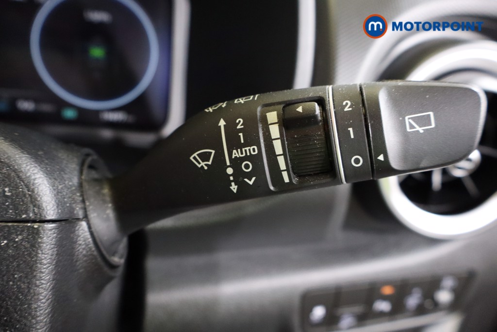 Hyundai Kona Premium Manual Petrol-Electric Hybrid SUV - Stock Number (1551152) - 11th supplementary image