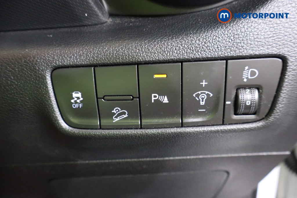 Hyundai Kona Premium Manual Petrol-Electric Hybrid SUV - Stock Number (1551152) - 12th supplementary image