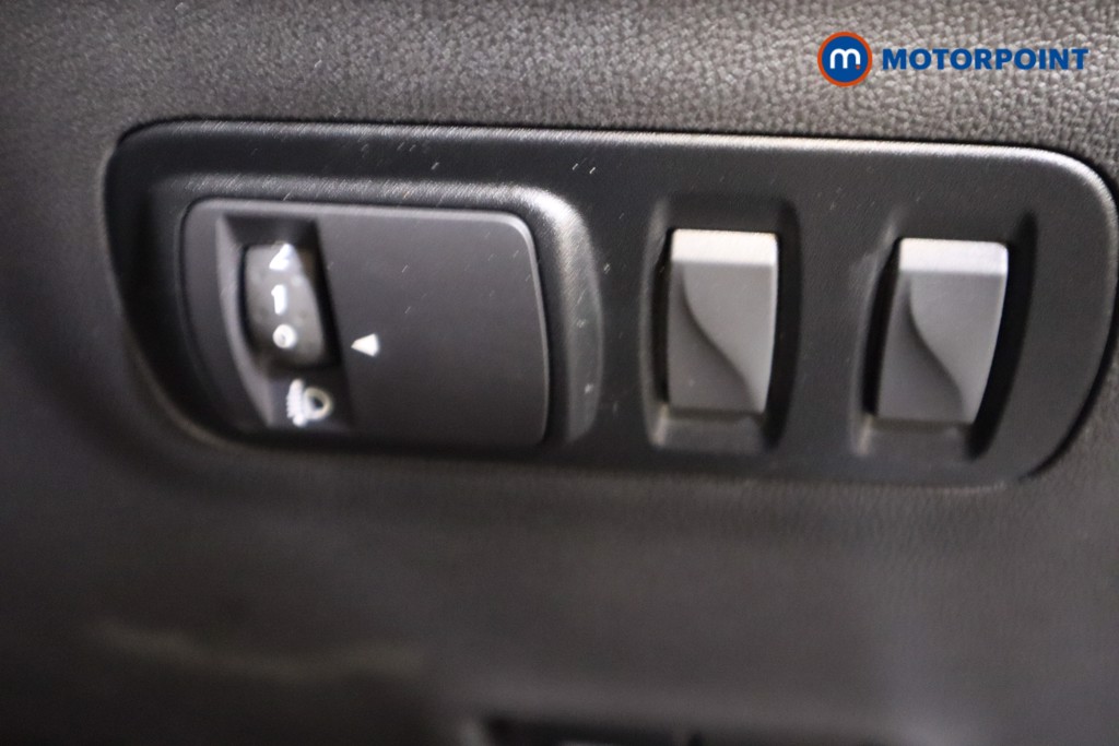 Renault Kadjar Dynamique S Nav Manual Petrol SUV - Stock Number (1551790) - 14th supplementary image