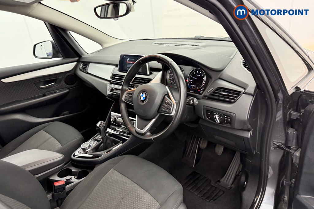 BMW 2 Series SE Manual Petrol Estate - Stock Number (1551954) - 4th supplementary image