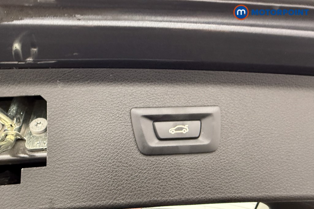 BMW 2 Series SE Manual Petrol Estate - Stock Number (1551954) - 21st supplementary image