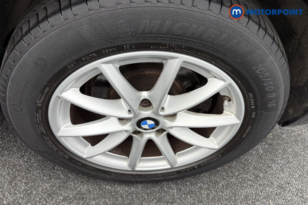 BMW 2 Series SE Manual Petrol Estate - Stock Number (1551954) - 30th supplementary image