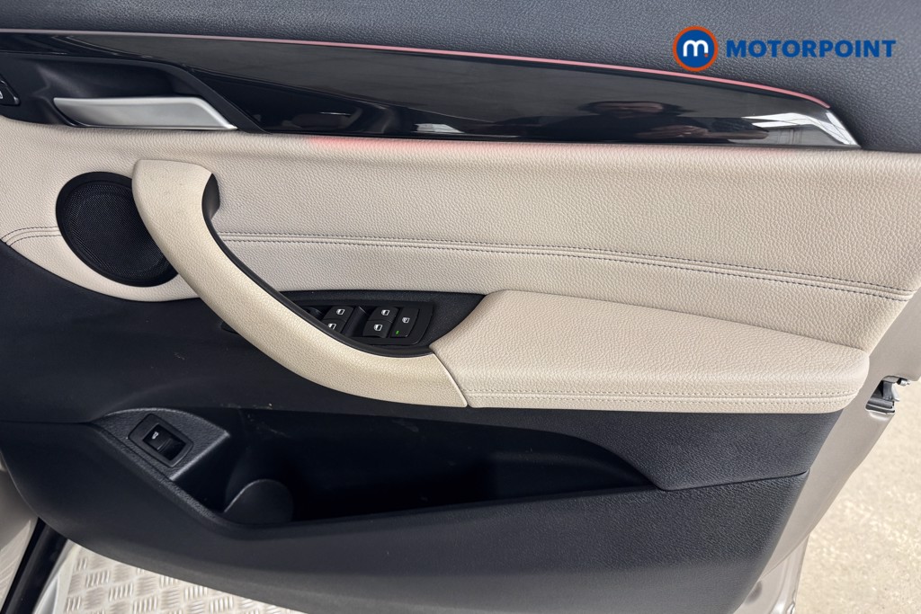 BMW X1 Xline Manual Petrol SUV - Stock Number (1552175) - 16th supplementary image