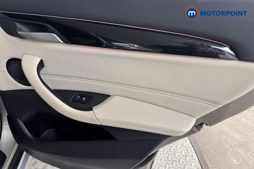 BMW X1 Xline Manual Petrol SUV - Stock Number (1552175) - 17th supplementary image
