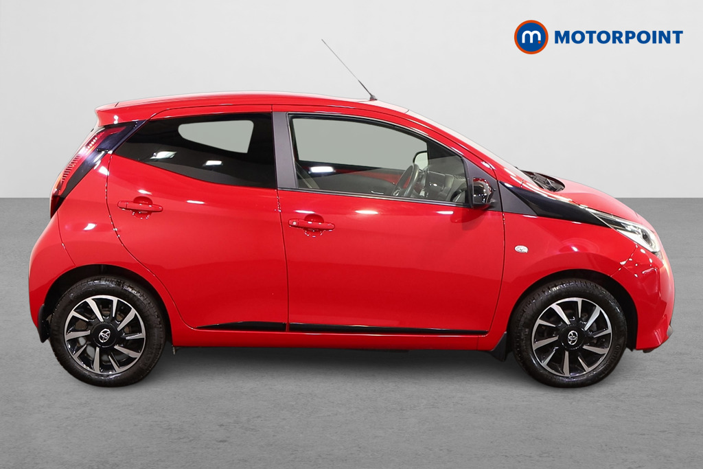 Toyota Aygo X-Trend Manual Petrol Hatchback - Stock Number (1552197) - Drivers side