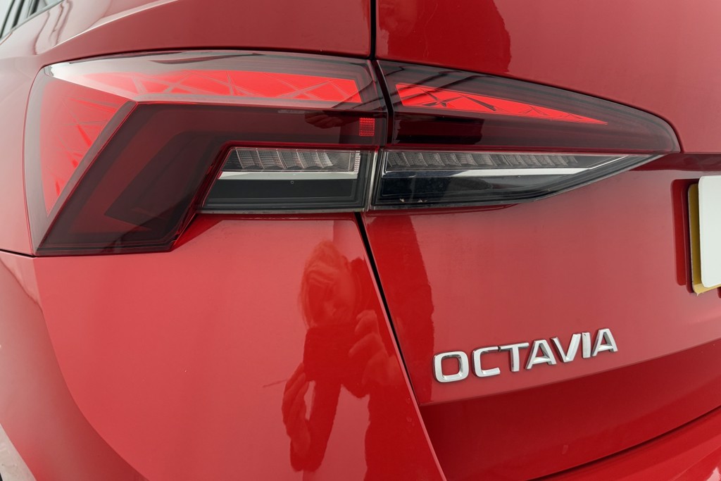 Skoda Octavia Se Technology Manual Petrol Estate - Stock Number (1552244) - 27th supplementary image