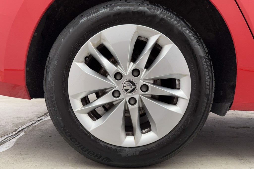 Skoda Octavia Se Technology Manual Petrol Estate - Stock Number (1552244) - 31st supplementary image