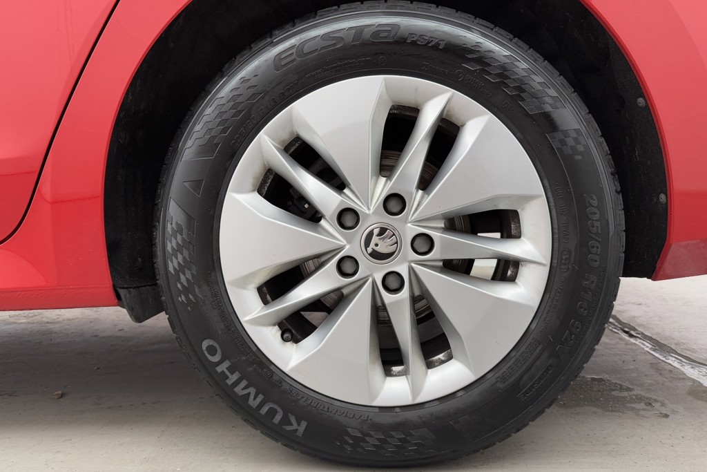 Skoda Octavia Se Technology Manual Petrol Estate - Stock Number (1552244) - 32nd supplementary image