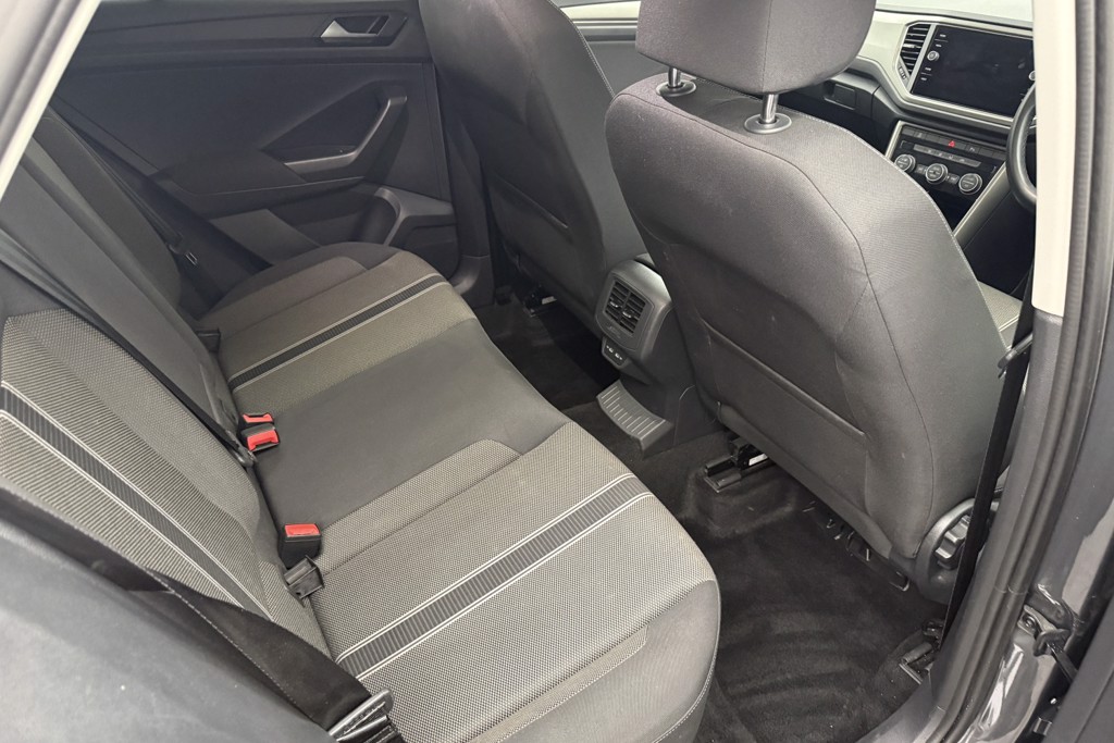 Volkswagen T-Roc Design Automatic Petrol SUV - Stock Number (1552264) - 19th supplementary image