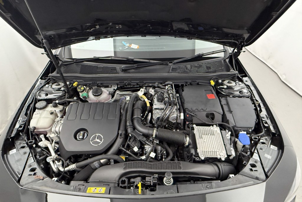 Mercedes-Benz CLA Amg Line Automatic Petrol Plug-In Hybrid Estate - Stock Number (1552279) - 39th supplementary image