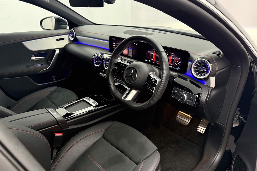 Mercedes-Benz CLA Amg Line Automatic Petrol Plug-In Hybrid Estate - Stock Number (1552279) - 1st supplementary image