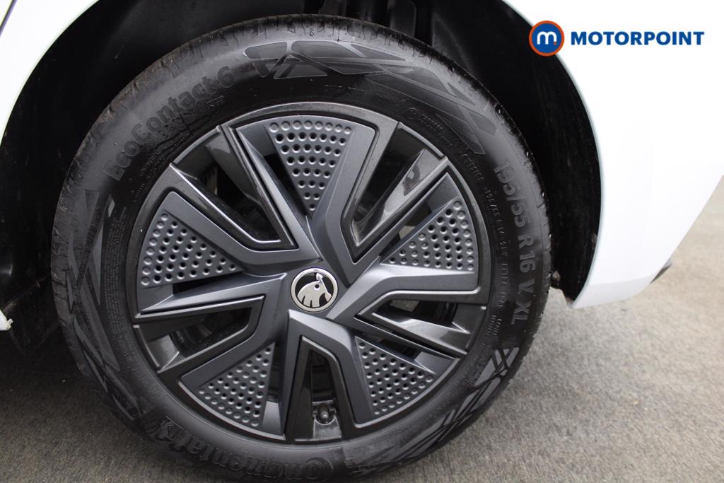 Skoda Fabia Colour Edition Manual Petrol Hatchback - Stock Number (1552336) - 12th supplementary image