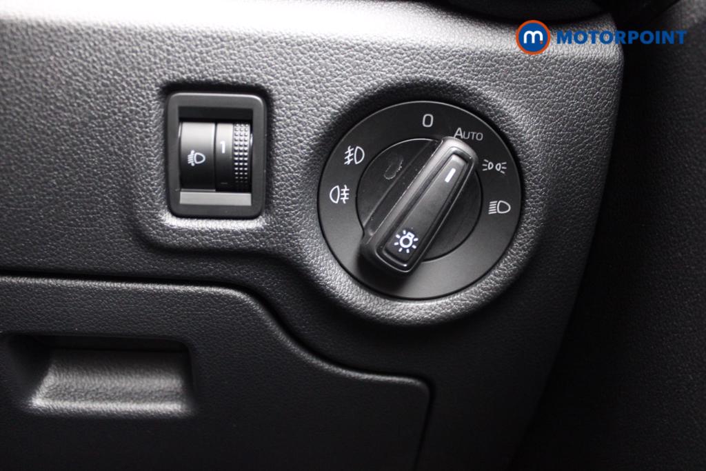 Skoda Fabia Colour Edition Manual Petrol Hatchback - Stock Number (1552336) - 16th supplementary image