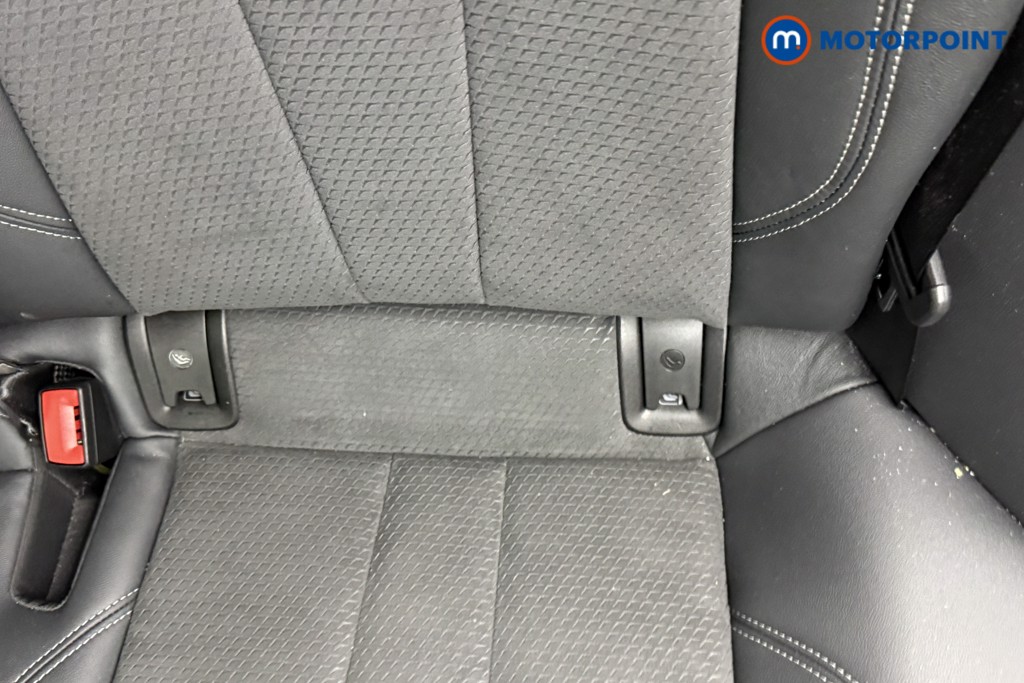 Audi A4 Black Edition Automatic Petrol Estate - Stock Number (1552368) - 24th supplementary image