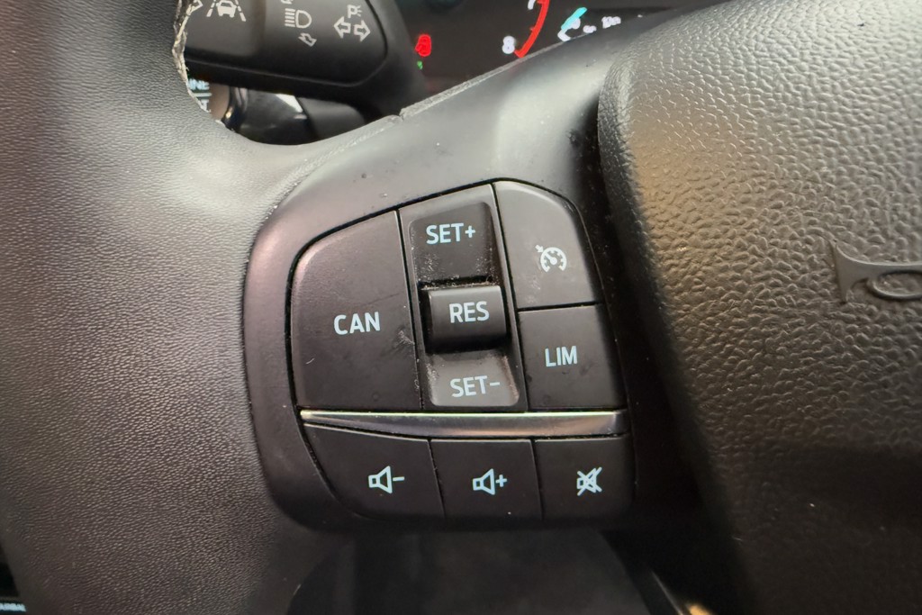 Ford Puma Titanium Manual Petrol-Electric Hybrid SUV - Stock Number (1552442) - 4th supplementary image