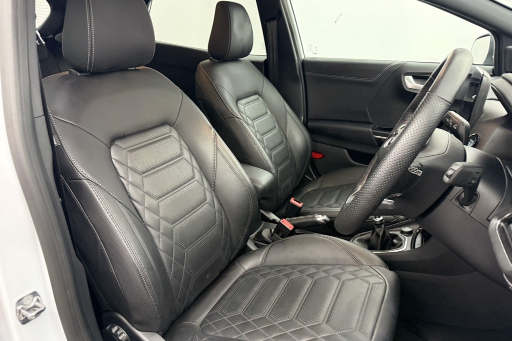 Ford Puma St-Line Vignale Manual Petrol-Electric Hybrid SUV - Stock Number (1552445) - 19th supplementary image