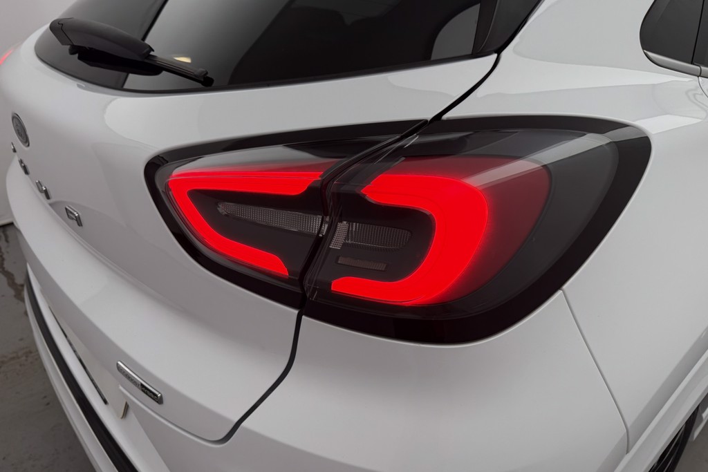 Ford Puma St-Line Vignale Manual Petrol-Electric Hybrid SUV - Stock Number (1552445) - 24th supplementary image