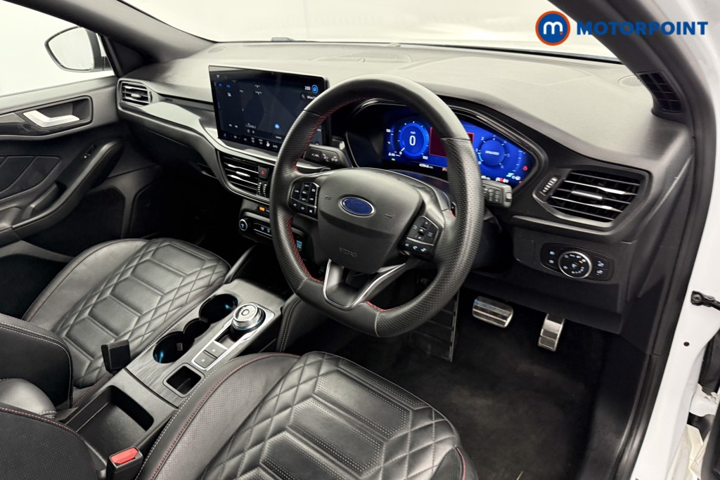 Ford Focus St-Line Vignale Automatic Diesel Hatchback - Stock Number (1552635) - 4th supplementary image