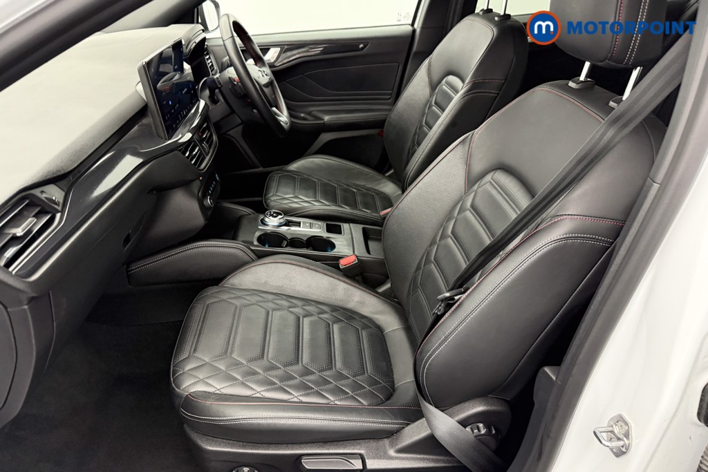 Ford Focus St-Line Vignale Automatic Diesel Hatchback - Stock Number (1552635) - 21st supplementary image