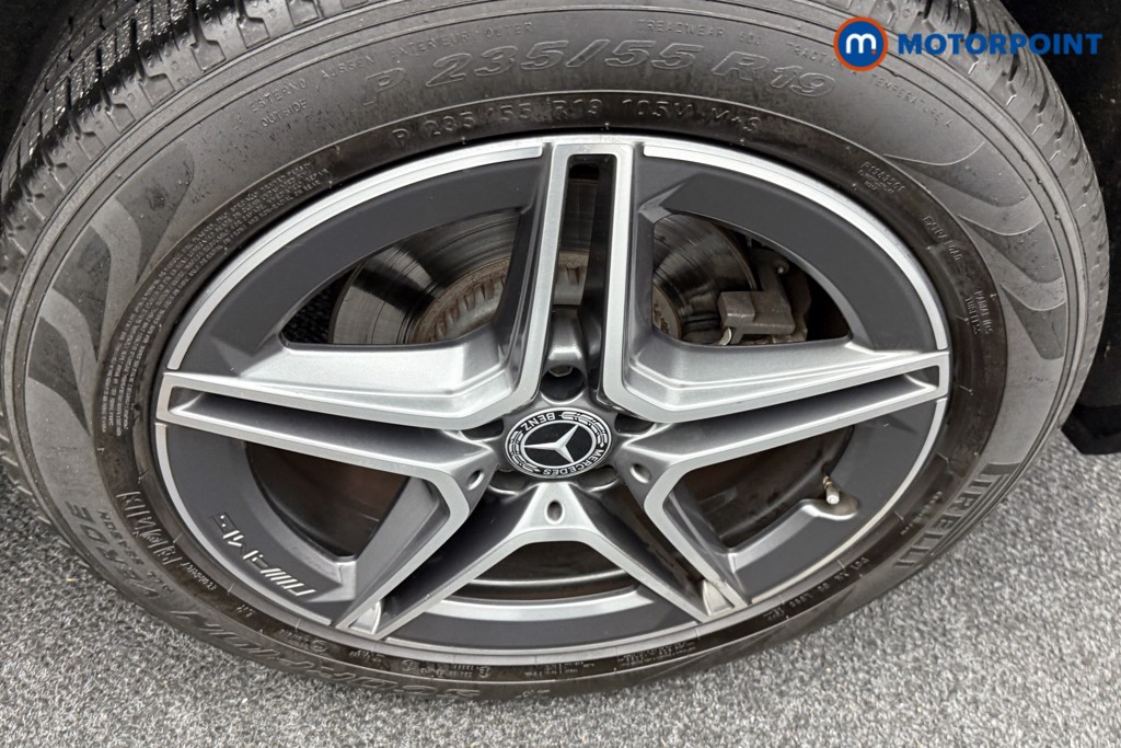 Mercedes-Benz GLC Amg Line Automatic Petrol SUV - Stock Number (1552769) - 33rd supplementary image