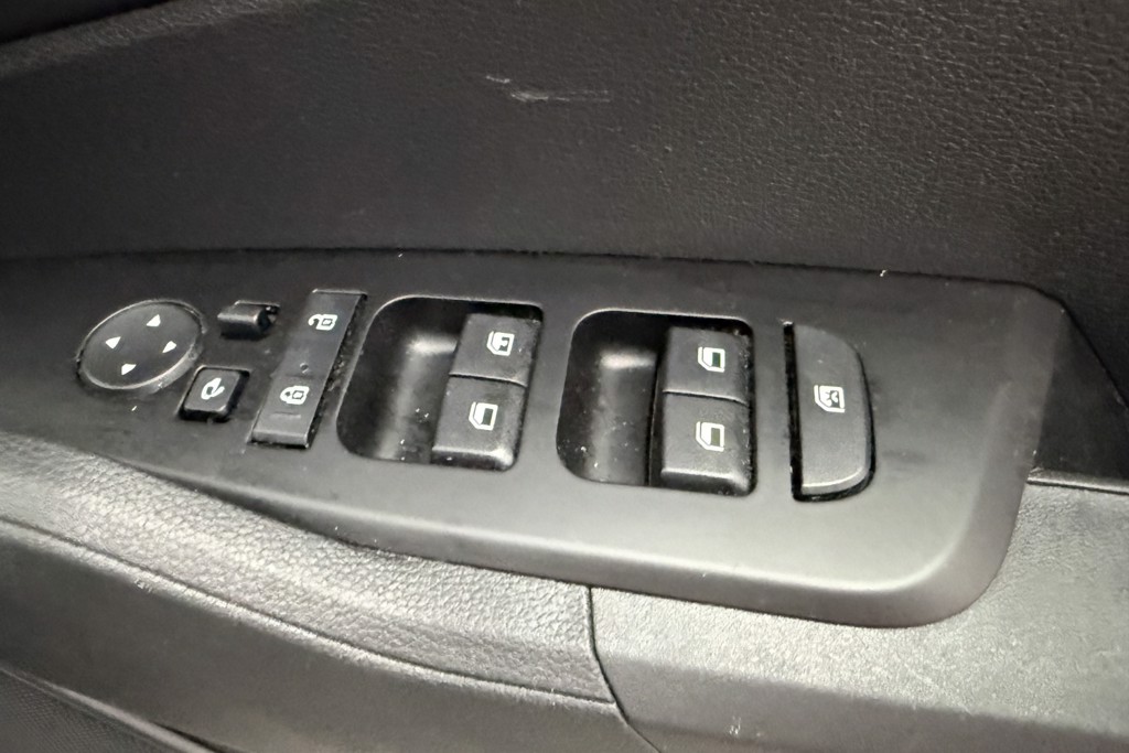 KIA Sportage 2 Manual Petrol SUV - Stock Number (1552834) - 15th supplementary image
