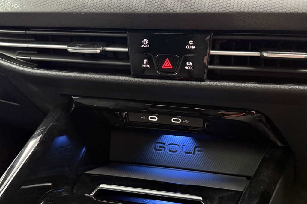 Volkswagen Golf GTE Automatic Petrol Plug-In Hybrid Hatchback - Stock Number (1552928) - 15th supplementary image