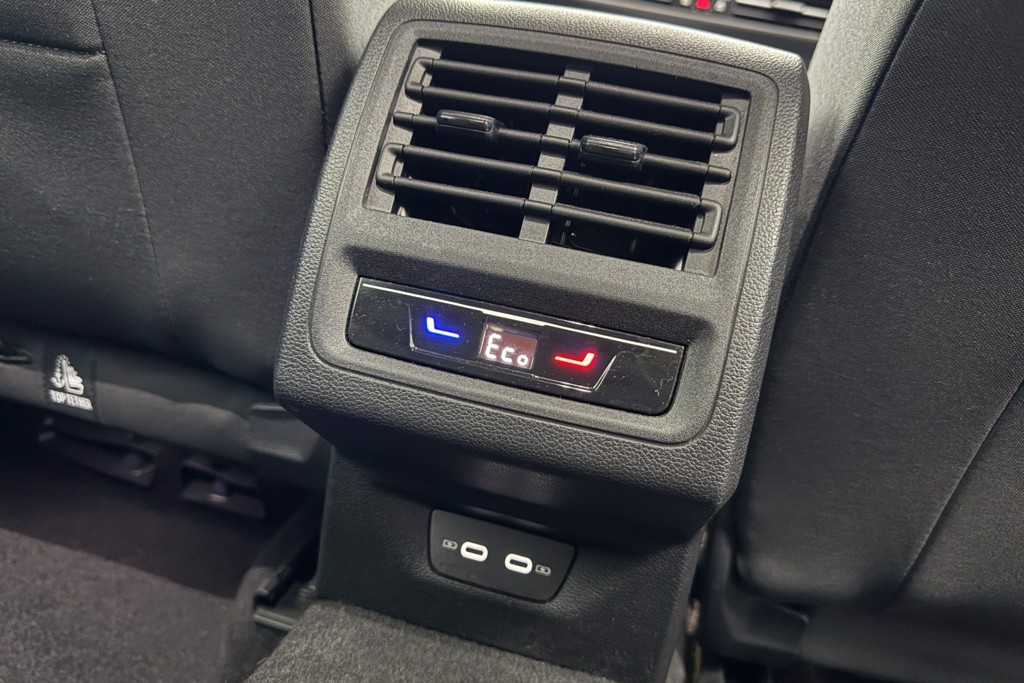 Volkswagen Golf GTE Automatic Petrol Plug-In Hybrid Hatchback - Stock Number (1552928) - 26th supplementary image