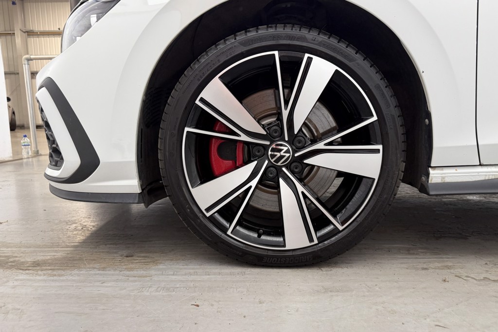 Volkswagen Golf GTE Automatic Petrol Plug-In Hybrid Hatchback - Stock Number (1552928) - 36th supplementary image
