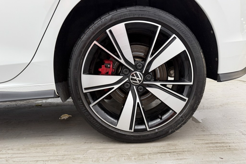 Volkswagen Golf GTE Automatic Petrol Plug-In Hybrid Hatchback - Stock Number (1552928) - 37th supplementary image