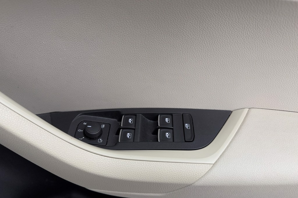 Skoda Karoq Edition Automatic Petrol SUV - Stock Number (1552977) - 22nd supplementary image
