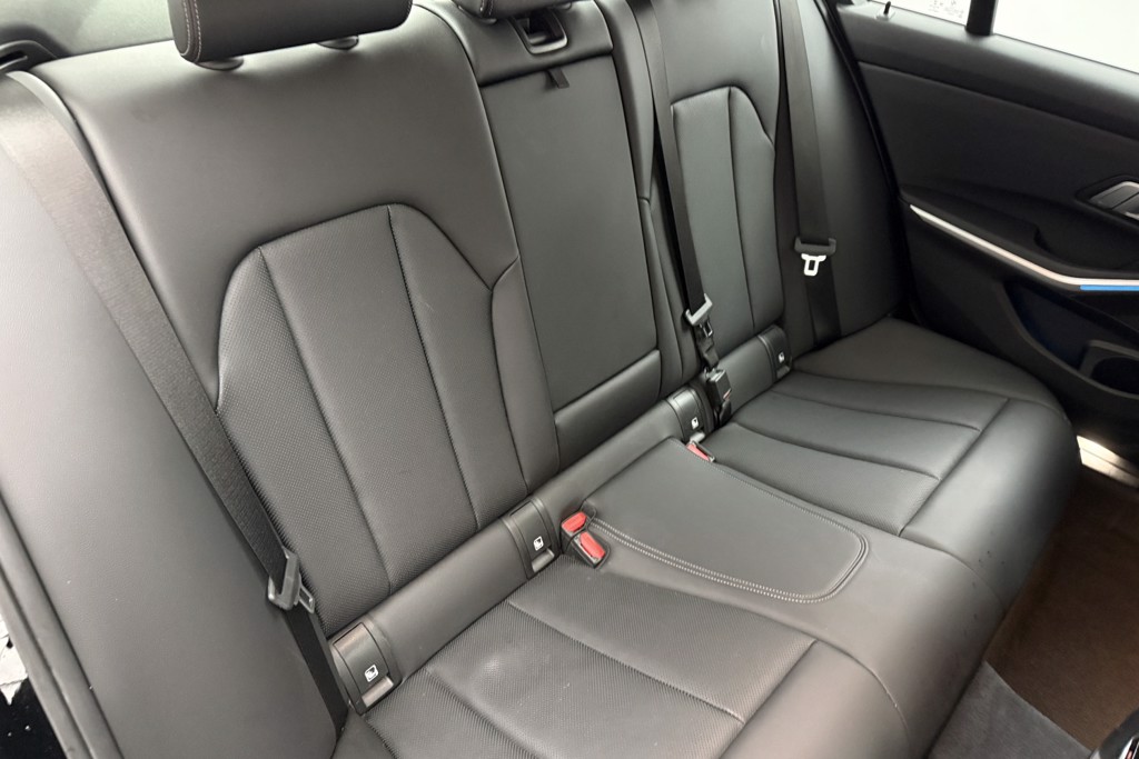 BMW 3 Series Se Pro Automatic Petrol Plug-In Hybrid Saloon - Stock Number (1552981) - 26th supplementary image