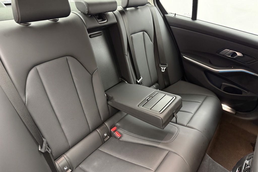 BMW 3 Series Se Pro Automatic Petrol Plug-In Hybrid Saloon - Stock Number (1552981) - 27th supplementary image