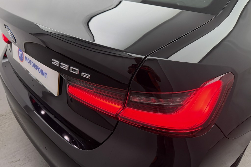 BMW 3 Series Se Pro Automatic Petrol Plug-In Hybrid Saloon - Stock Number (1552981) - 29th supplementary image