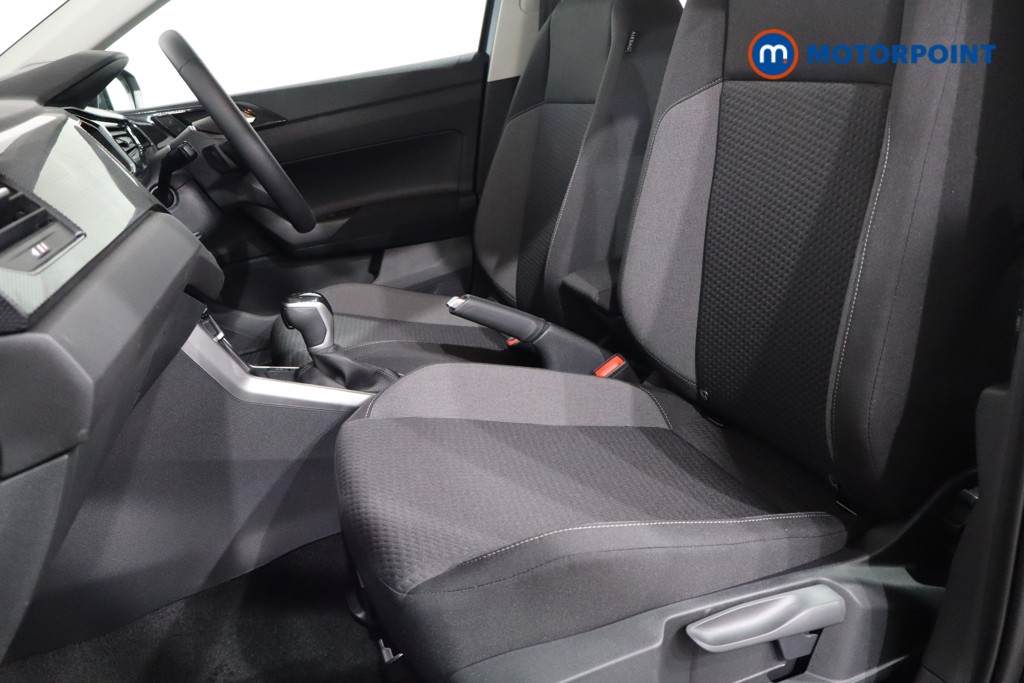 Volkswagen Polo Life Automatic Petrol Hatchback - Stock Number (1553024) - 4th supplementary image