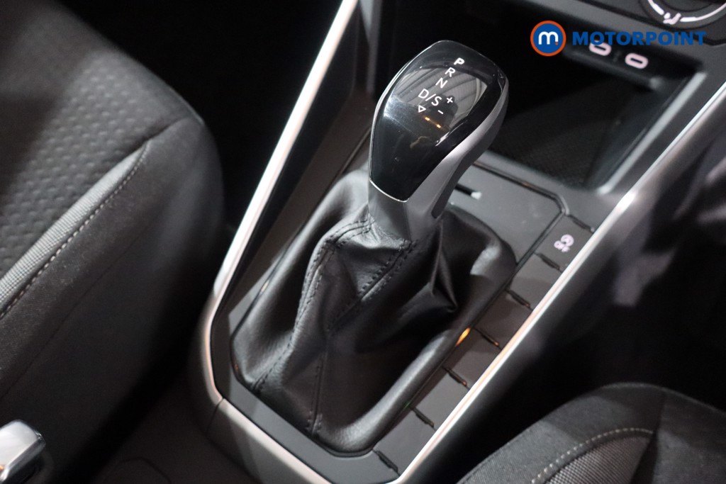 Volkswagen Polo Life Automatic Petrol Hatchback - Stock Number (1553024) - 15th supplementary image