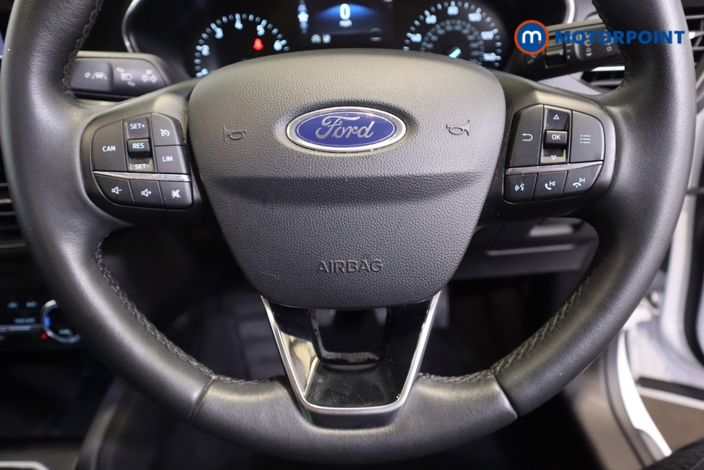 Ford Focus Titanium Manual Petrol Hatchback - Stock Number (1553150) - 4th supplementary image