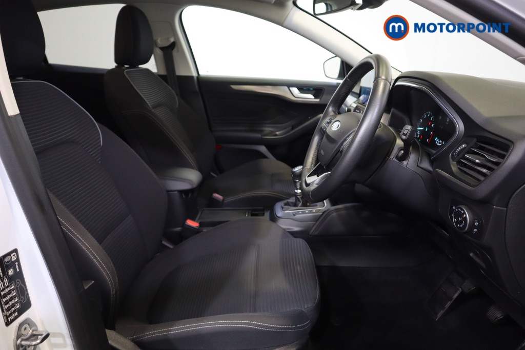 Ford Focus Titanium Manual Petrol Hatchback - Stock Number (1553150) - 6th supplementary image